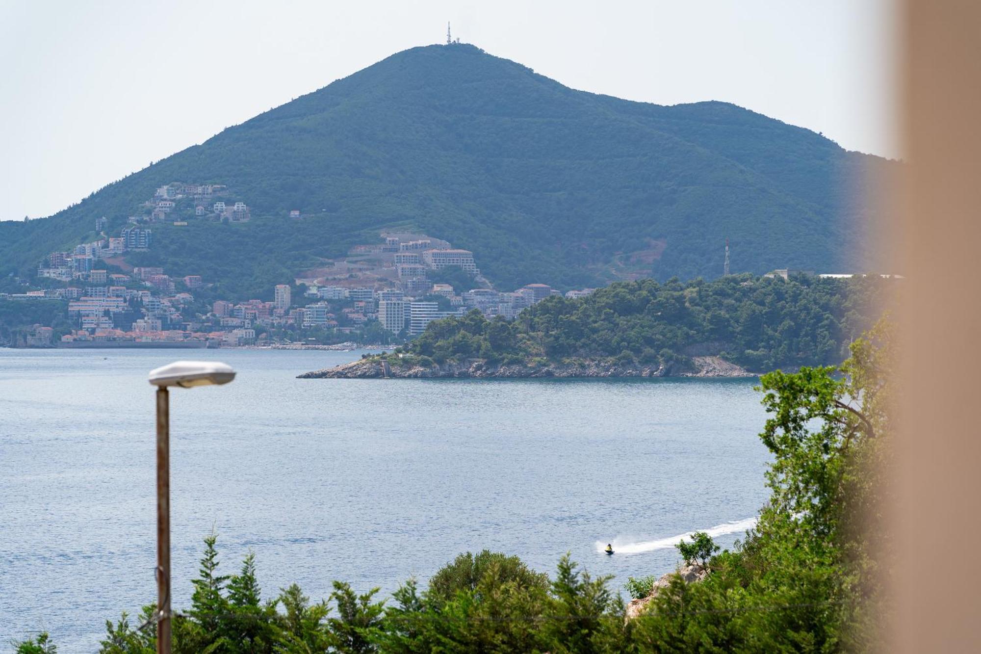 Niki Apartments Przno Sveti Stefan Dış mekan fotoğraf