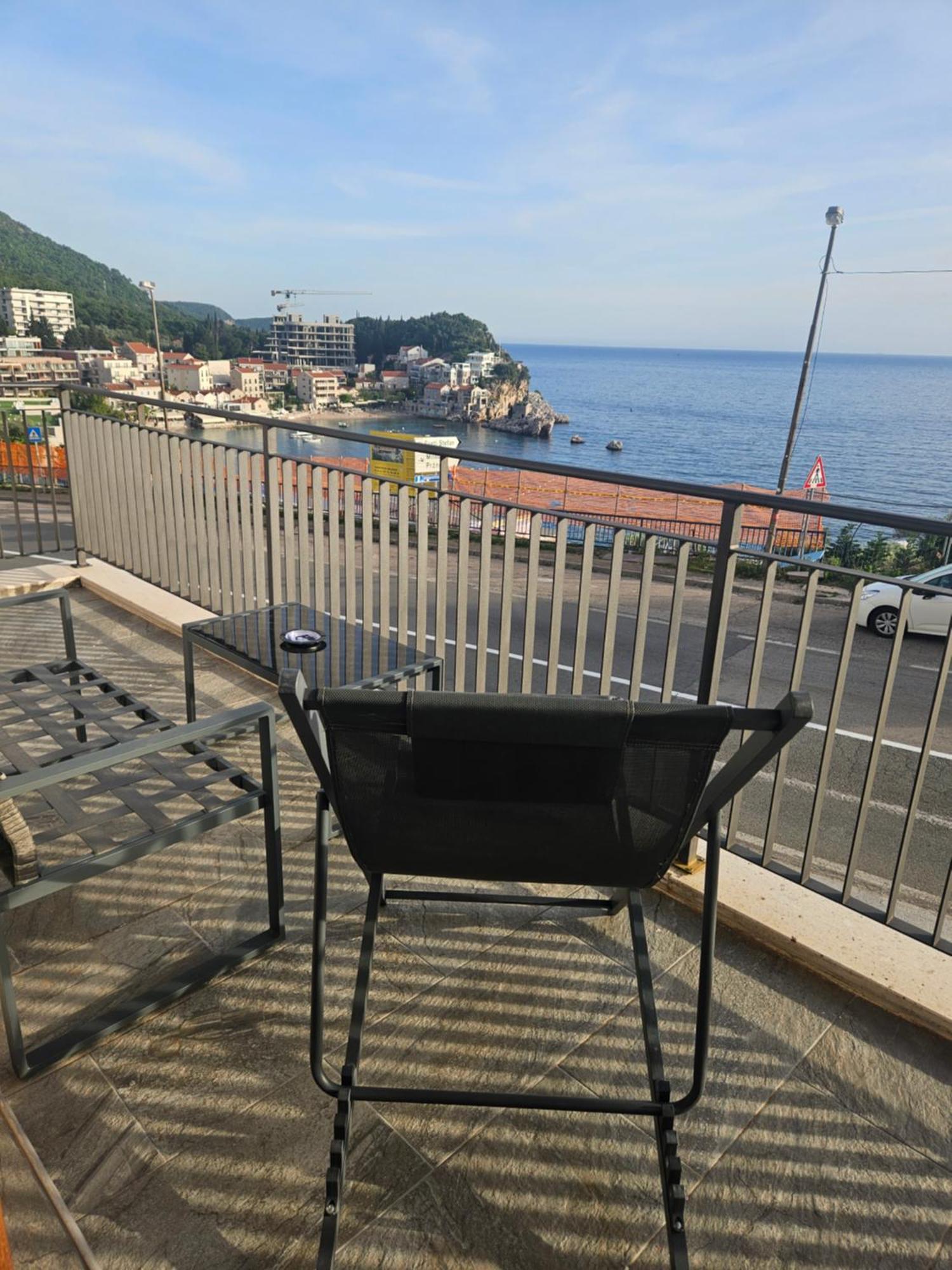 Niki Apartments Przno Sveti Stefan Oda fotoğraf